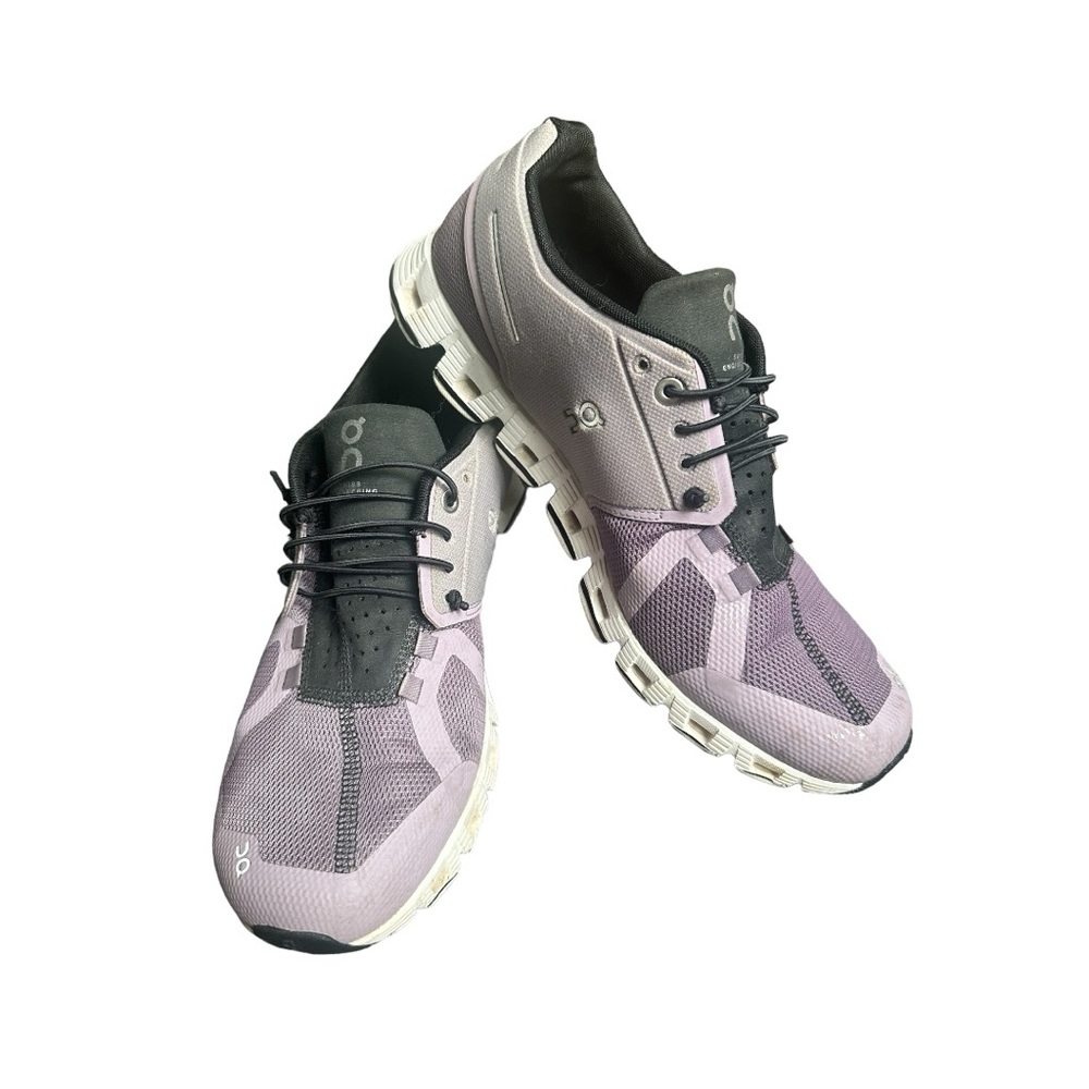ON CLOUD 5 Women’s Sneakers - 10W